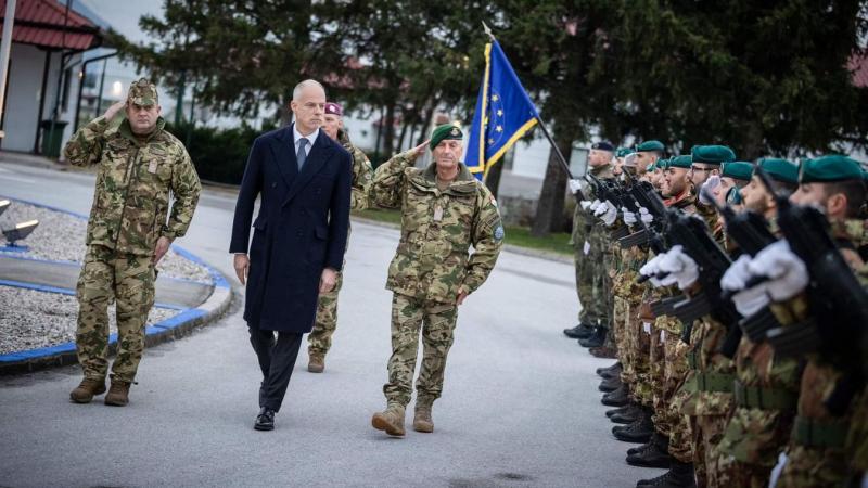 Az EUFOR misszió célja, hogy biztosítsa Európa békéjét és stabilitását, hozzájárulva ezzel a kontinens biztonságos jövőjéhez.