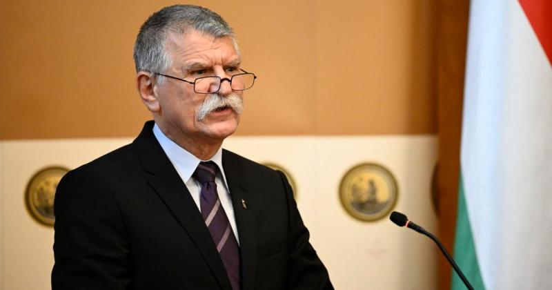 Kövér László: Magyarországon a bor és a demokrácia egy különleges sorsközösségben egyesülnek. | Demokrata

A bor és a demokrácia kapcsolatáról beszélve Kövér László hangsúlyozta, hogy e két elem szoros összefonódása nem csupán a kultúra, hanem a nemzeti i